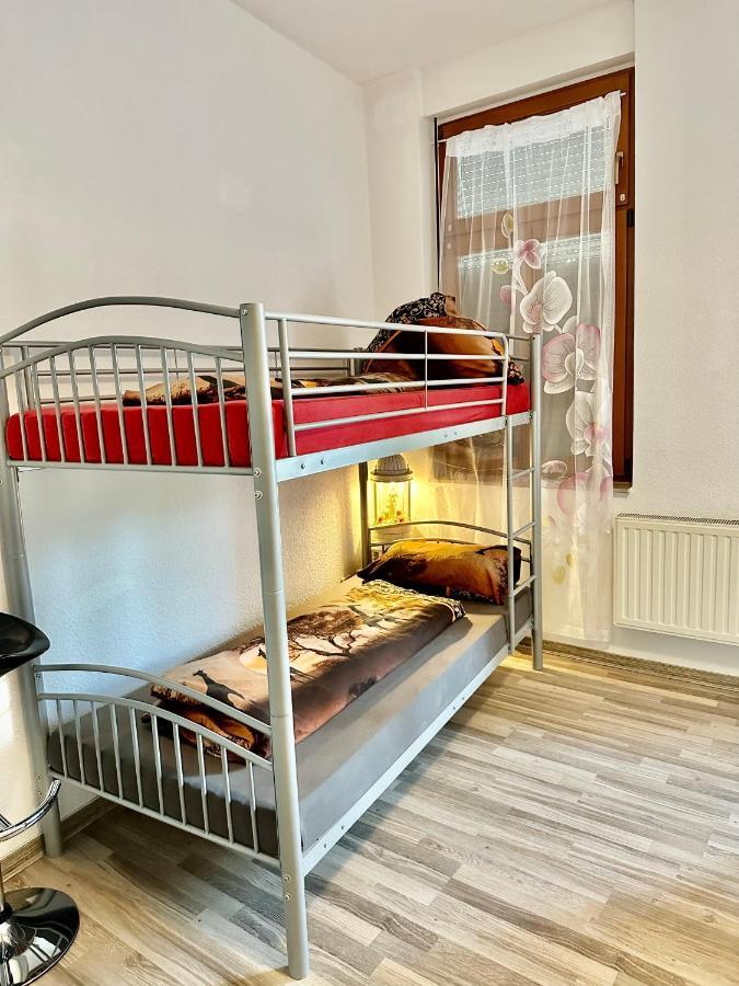 Ferienzimmer Healing Und Montuerwohnung Weissenfels Exterior photo