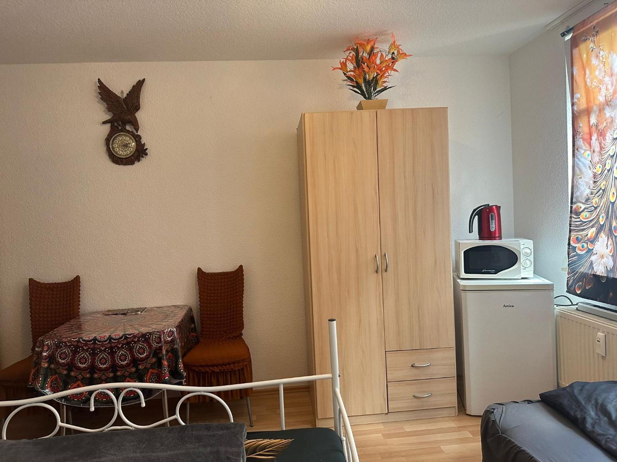 Ferienzimmer Healing Und Montuerwohnung Weissenfels Exterior photo