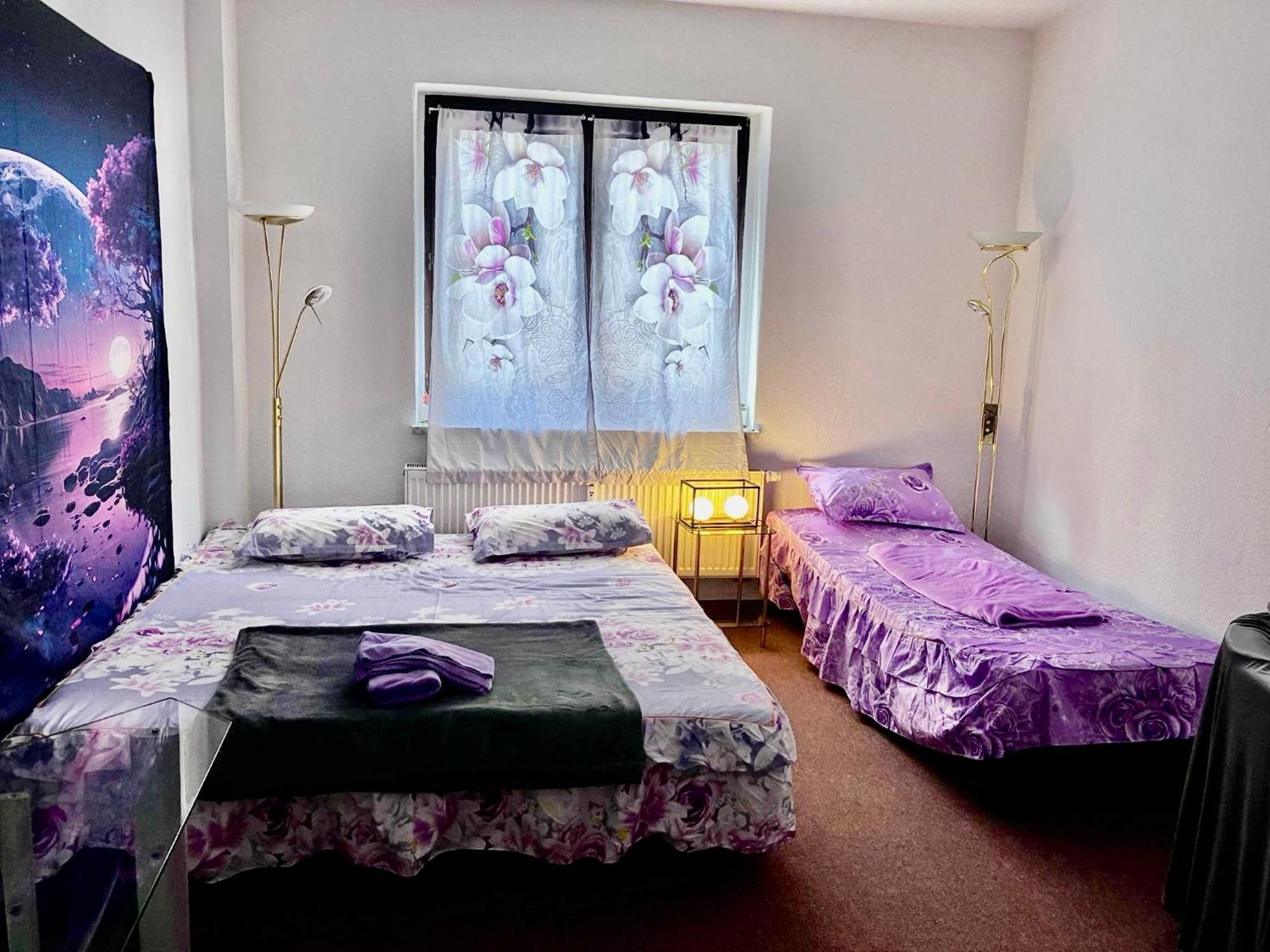 Ferienzimmer Healing Und Montuerwohnung Weissenfels Exterior photo